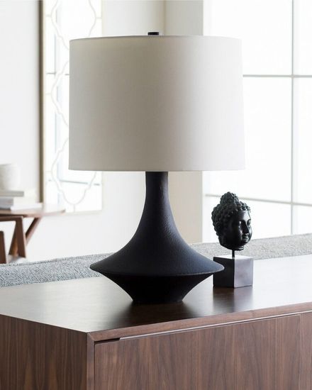 Чёрная настольная лампа “Шейди”