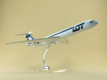 Модель самолета Ил-62М (М1:100, LOT)