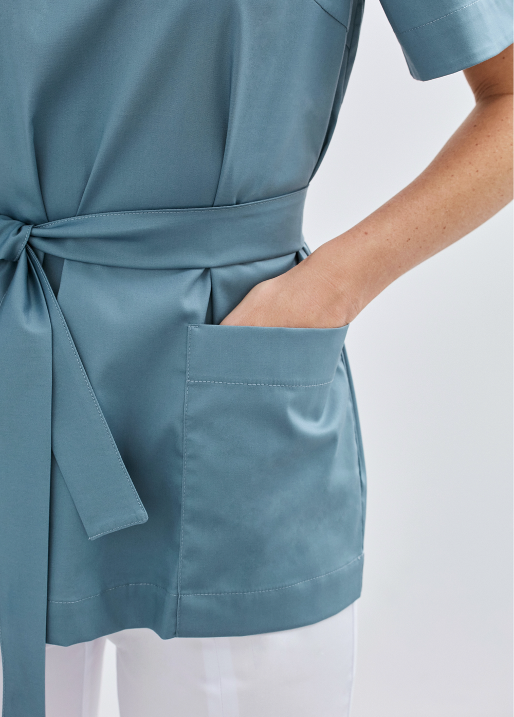 Медицинская туника с рукавом реглан