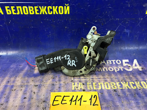 Замок двери задней правой TOYOTA COROLLA 1999