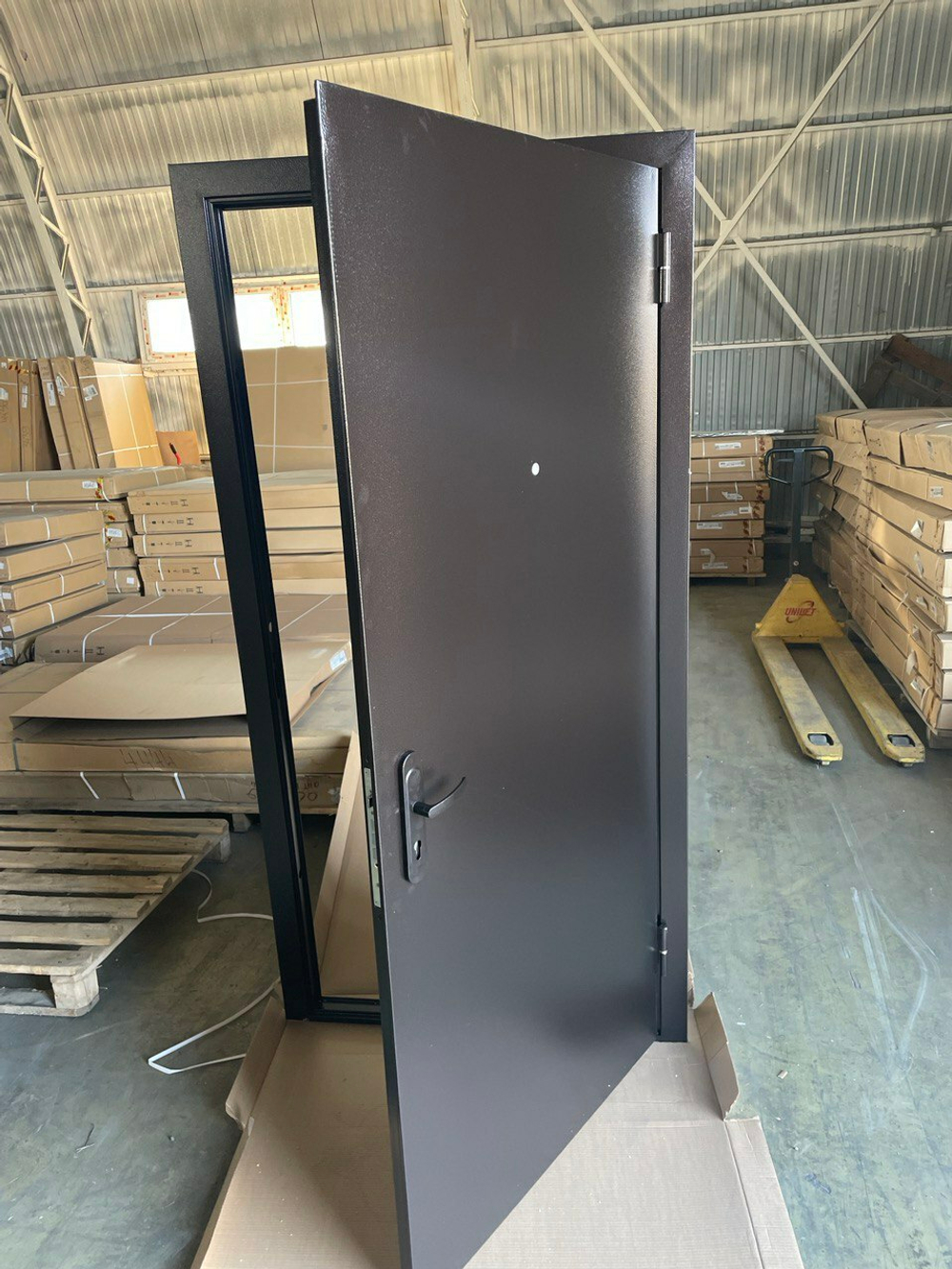 Дверь входная Прораб антик медь Рустикальный дуб