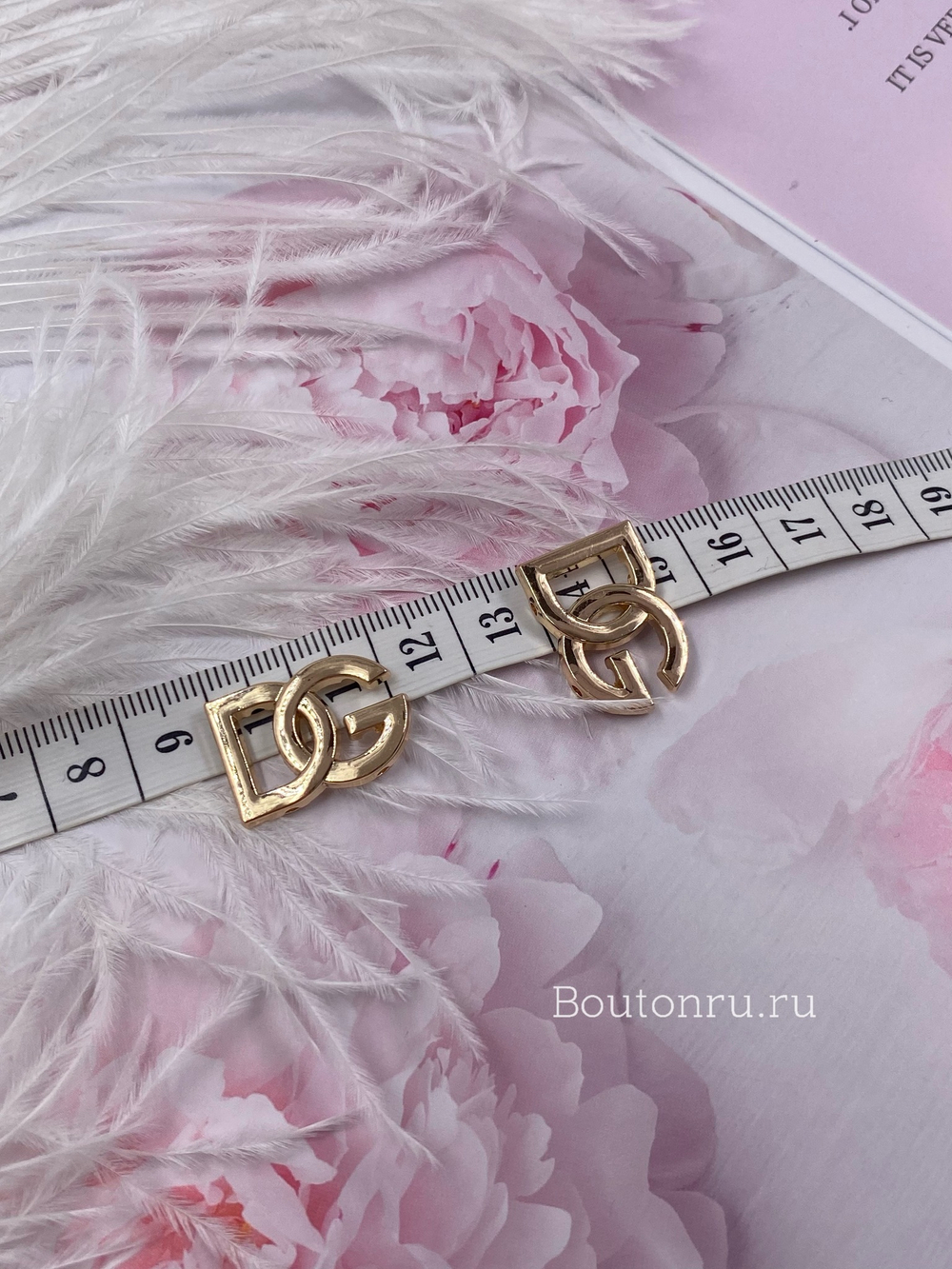 Декоративный пришивной элемент ДГ золотой (22 х 15)