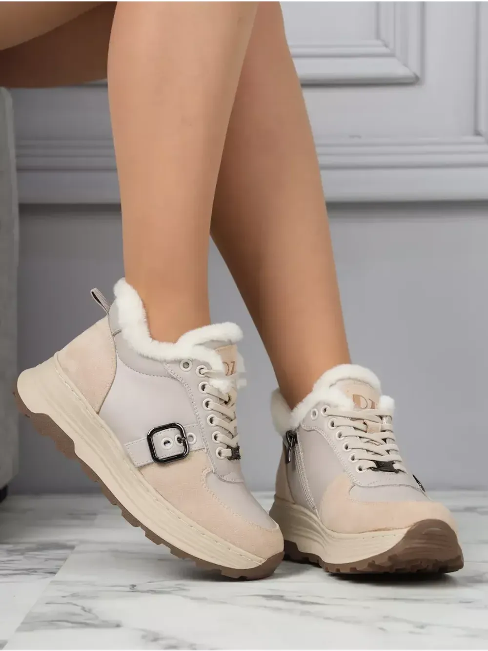 Кроссовки зимние