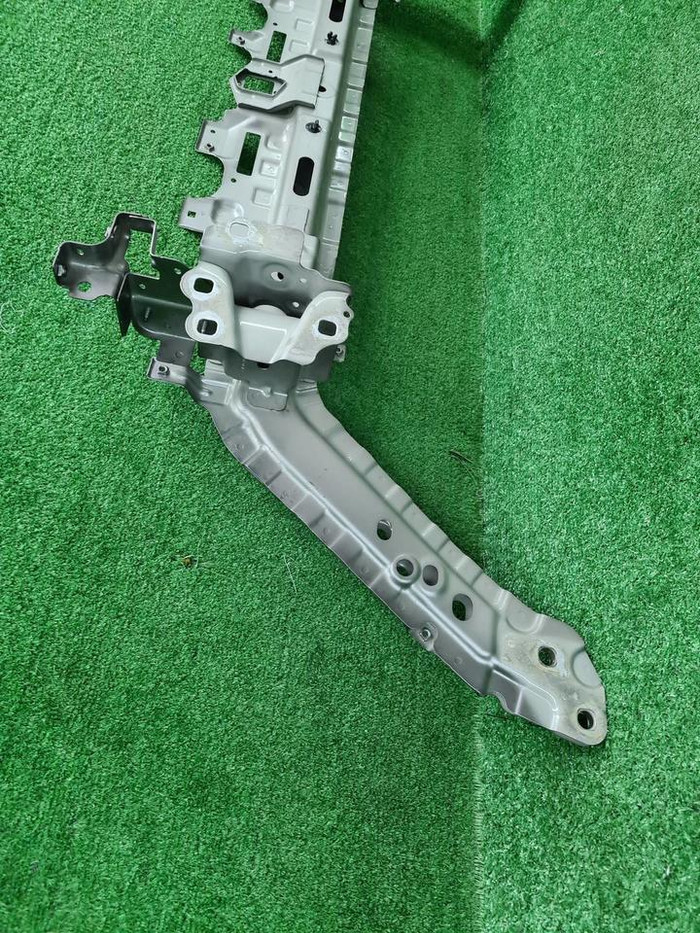 Телевизор Jaguar E-PACE (2017-н.в.)