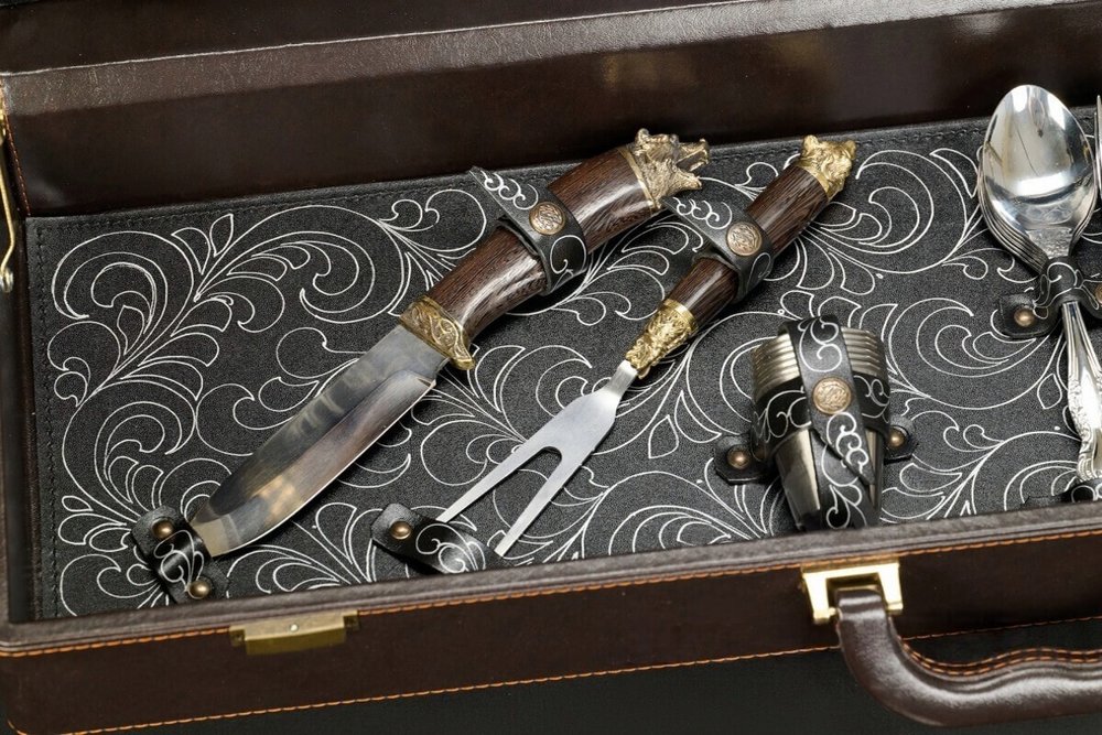 Подарочный набор для пикника в кейсе «Престиж 6»