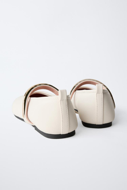 ZARA БАЛЕТКИ С МЕТАЛЛИЧЕСКИМ РЕМЕШКОМ, ЭКРЮ