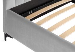 Двуспальная кровать Амелия 160х200 без ПМ светло-серая