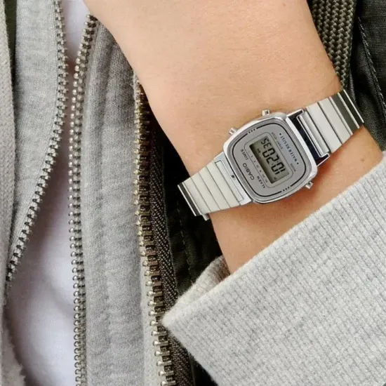 Наручные часы Casio Vintage LA670WA-7DF