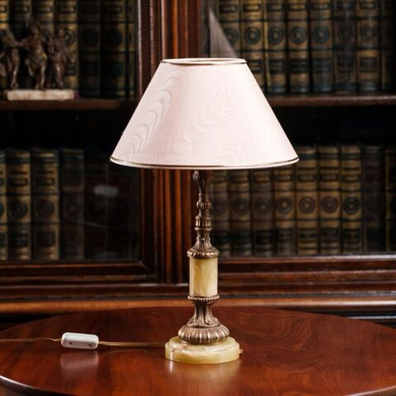 Винтаж: Элегантная настольная лампа