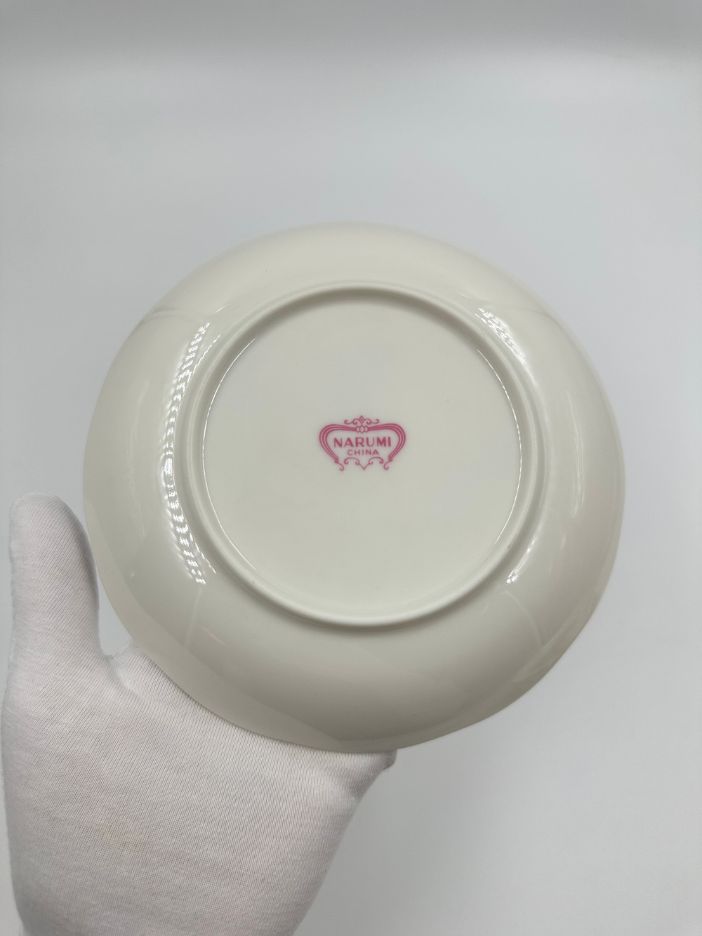 Тарелка с кроликами Narumi