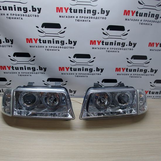 Передние фары Audi A4 B5 angel eyes chrome