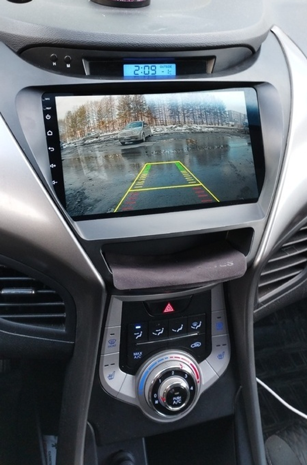 Магнитола для Hyundai Elantra 2011-2013 (до рестайлинга) - Vaycar VA23-0360 на Android 13, 8-ядер, 2Гб-32Гб, 4G SIM-слот