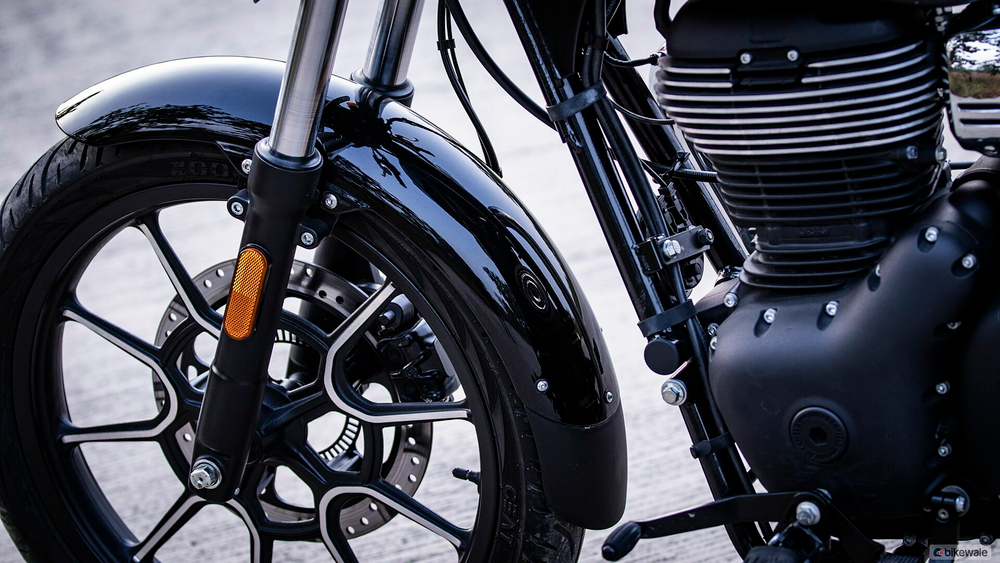 Royal Enfield Meteor 350 Supernova Blue