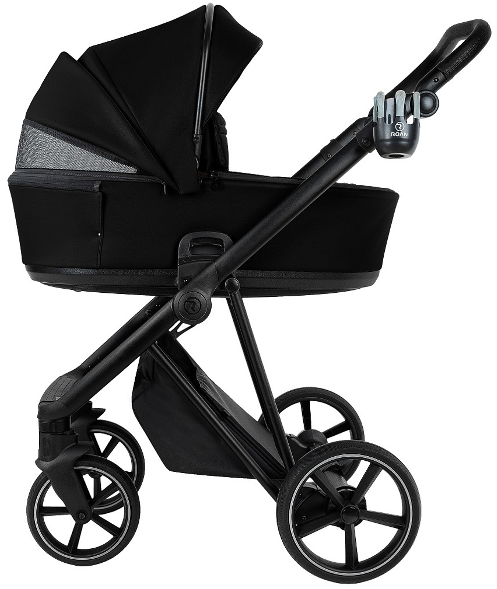 Детская коляска Roan Sol Vintage Leather 2.0 3 в 1 с автокреслом Tutis Elo Lux EduSky Black SL/10/L Black/Black/руч.Черный