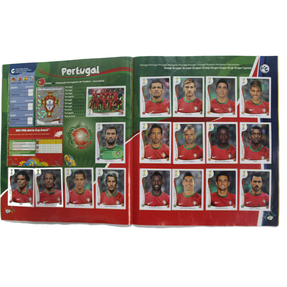 Полностью заполненный альбом наклеек. PANINI Чемпионат Мира 2014. Футбол