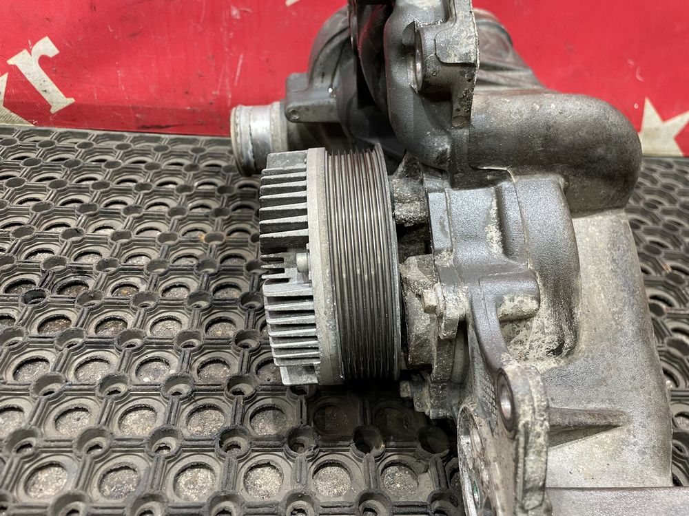 Насос водяной (помпа) 2019г.