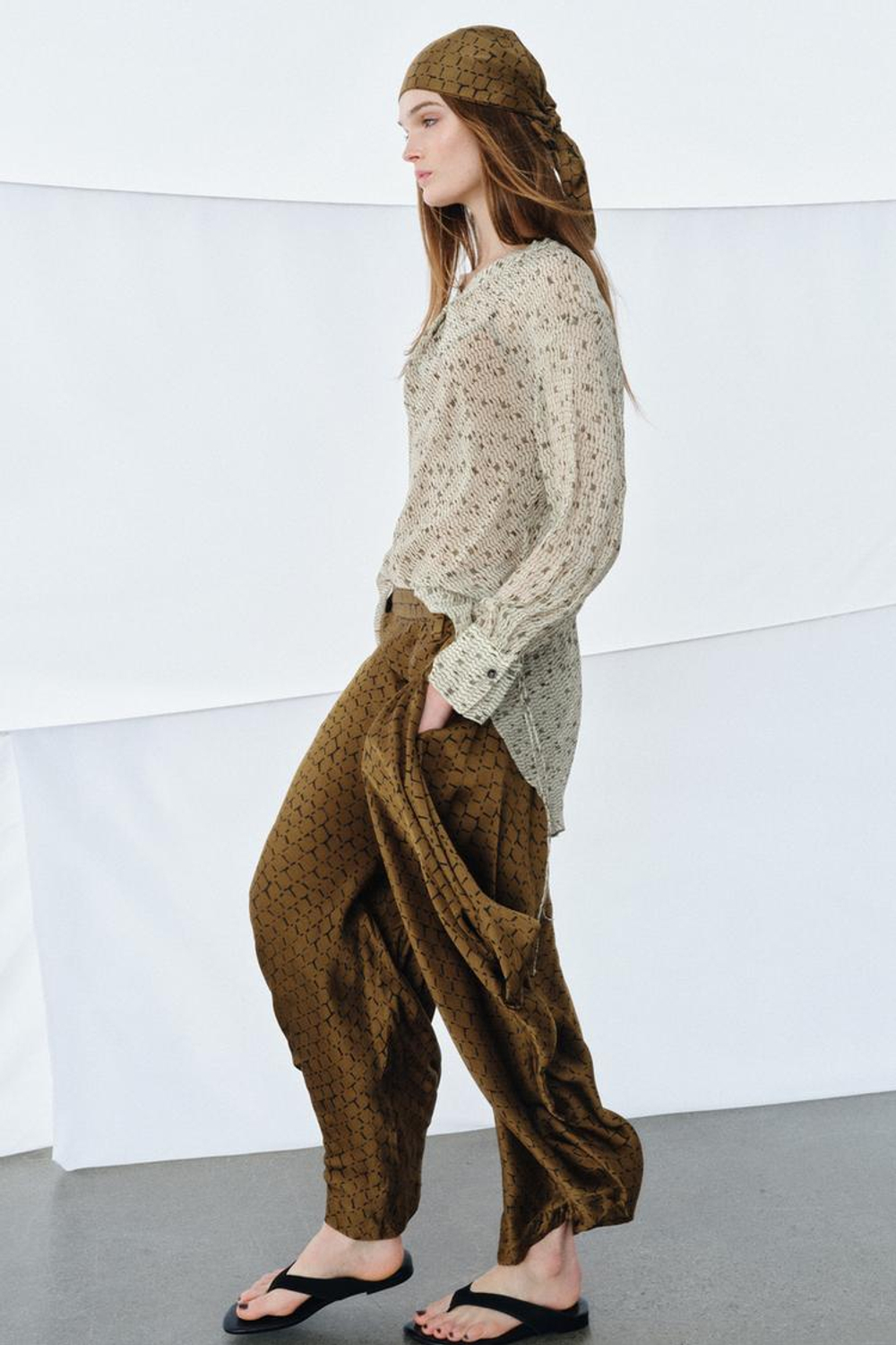 ZARA РУБАШКА ИЗ СТРУЯЩЕЙСЯ ТКАНИ С ПРИНТОМ — ZW COLLECTION, РАЗНОЦВЕТНЫЙ