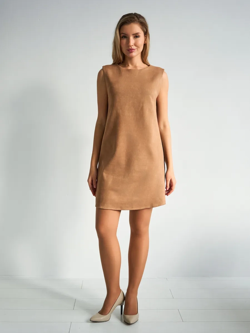 Платье сарафан офисное замшевое А силуэт с лампасами