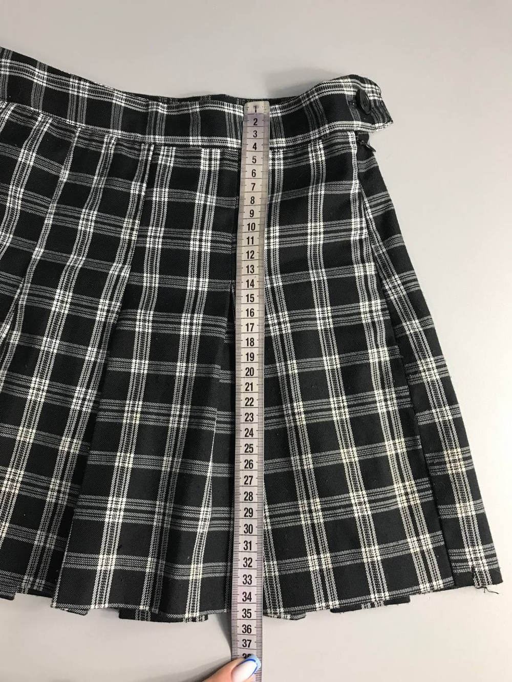 Юбка H&M в модную клетку, маркировка 32, на 38 размер