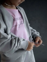 Спортивный костюм для девочки в школу