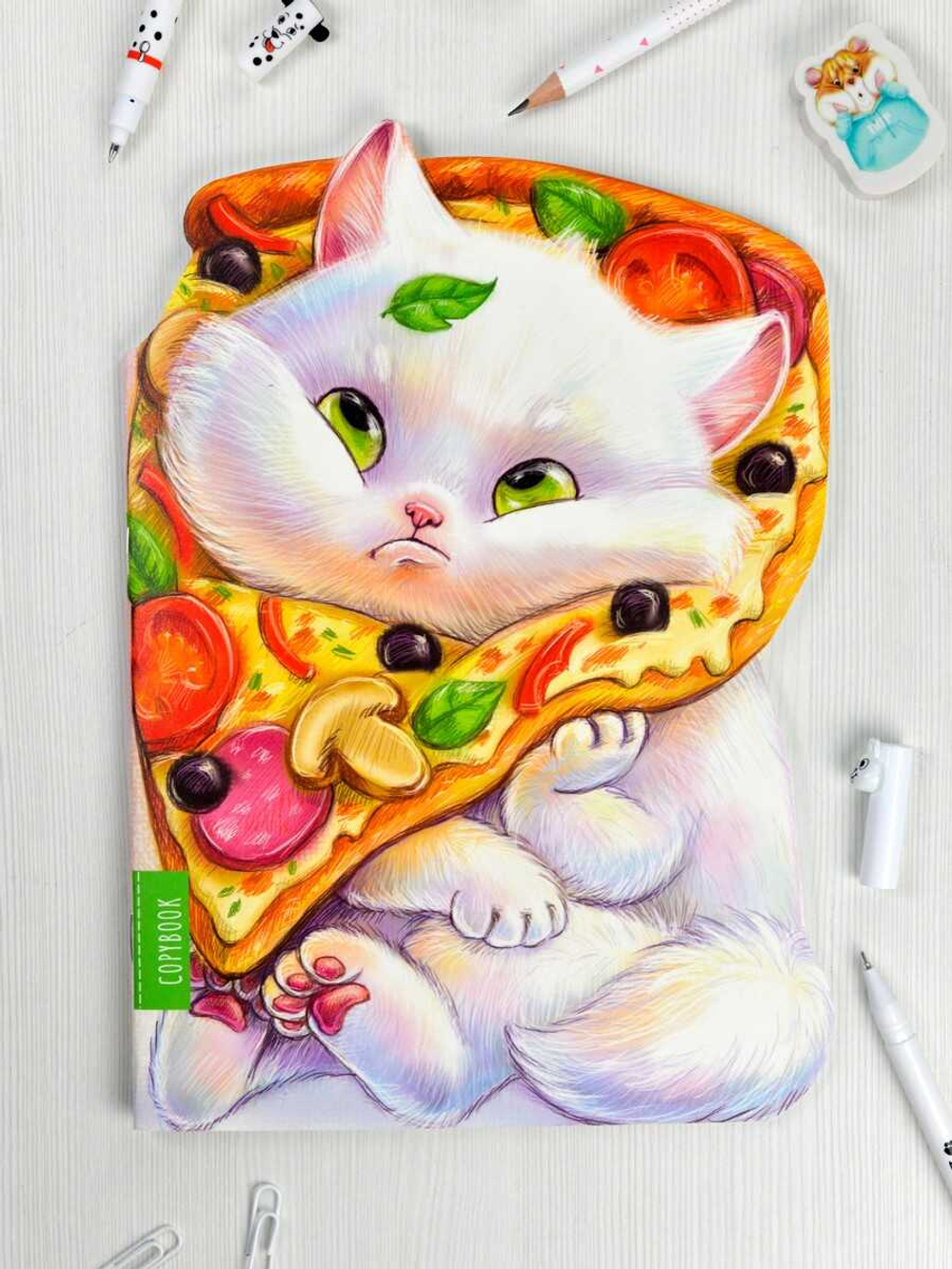 Тетрадь 40л арт. 62330/ЗАДУМЧИВЫЙ ГУРМАН /180х255 мм, фигурная вырубка, мягкий переплёт (2 скобы). Обложка - мелованный картон 190 г/м², вн.блок - белый офсет, точка/