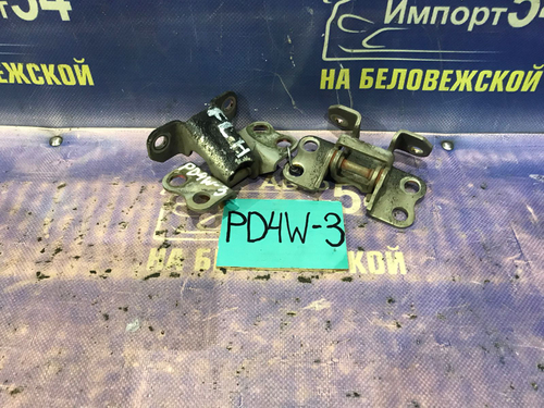 Петля двери передней левой MITSUBISHI DELICA 1994-1997