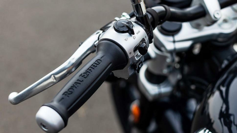 Royal Enfield Super Meteor 650 Celestial Blue (Tourer / Premium)