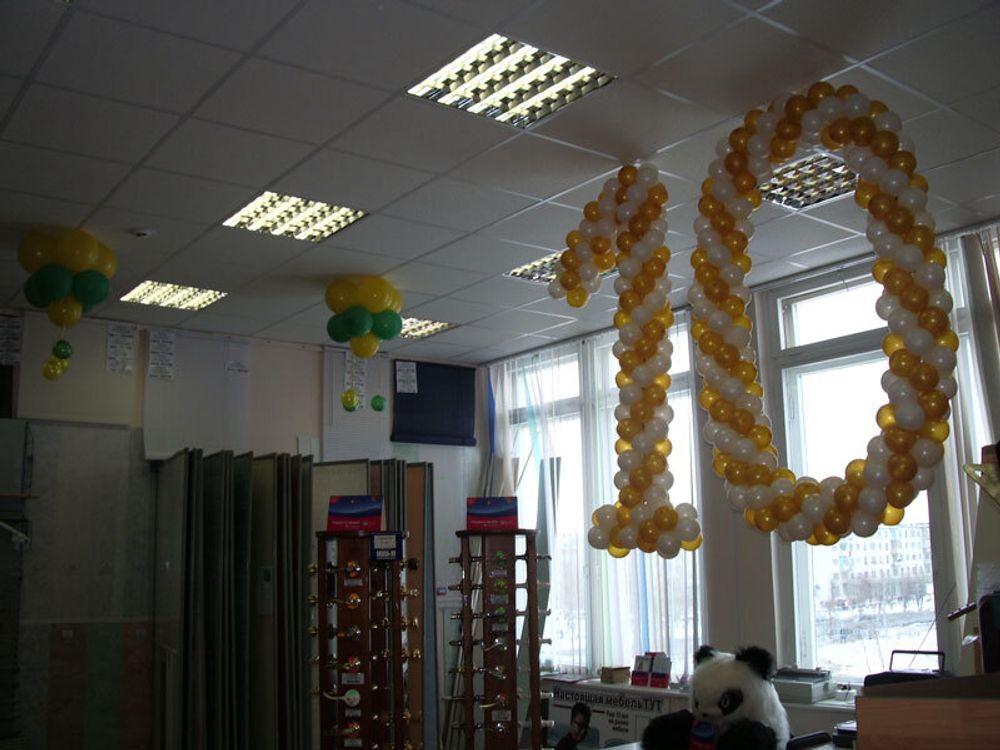 Оформление воздушными шарами презентаций и выставок