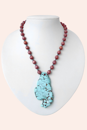 бусы с кулоном Новелла