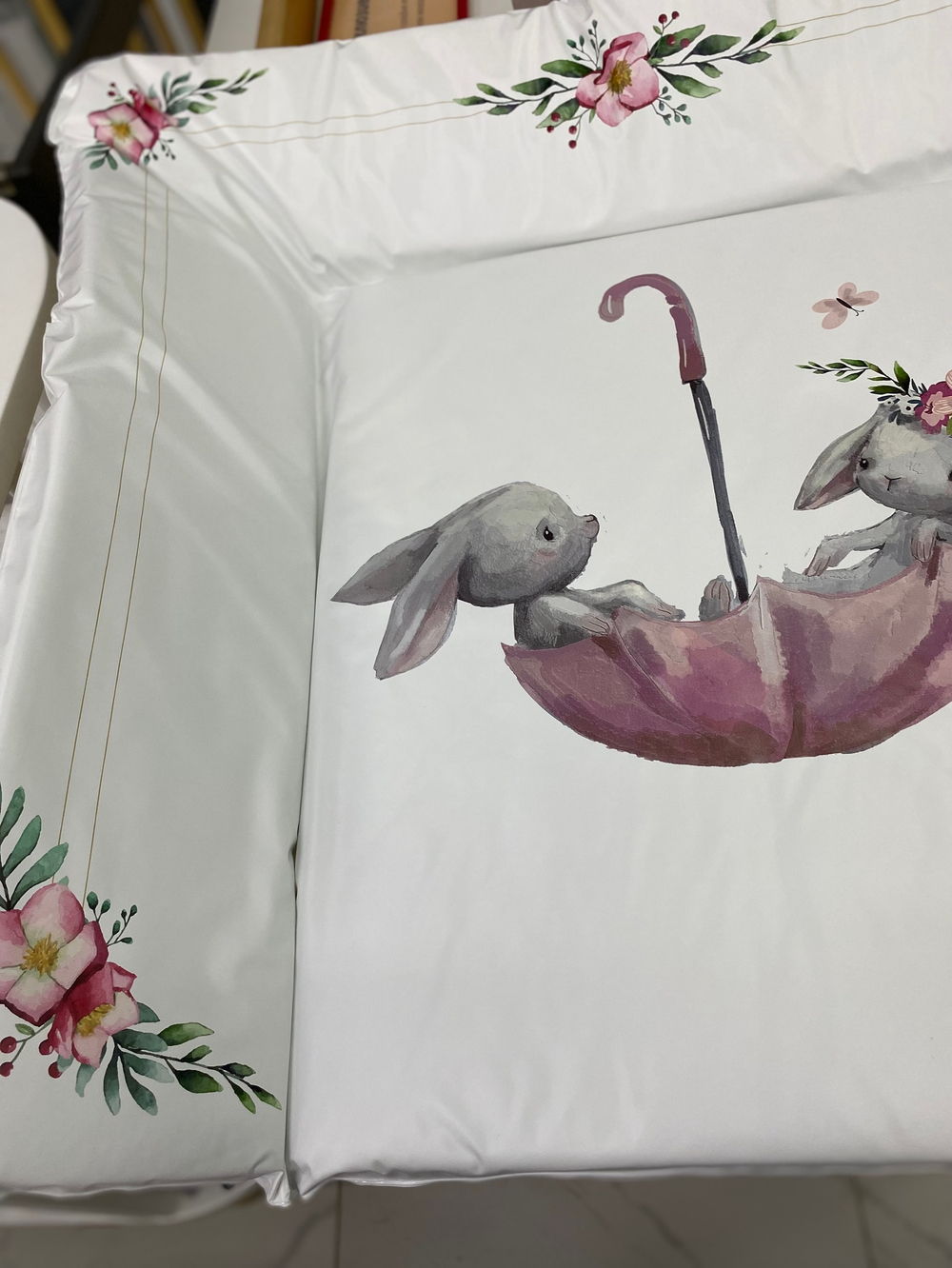 Пеленальный матрасик №2 Топотушки "Зайка-Акварель NEW" (80х71)