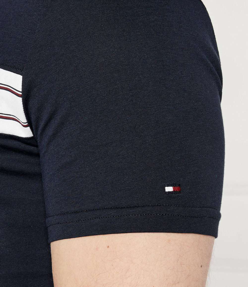 Футболка Tommy Hilfiger - темно-синий(UM0UM03196)