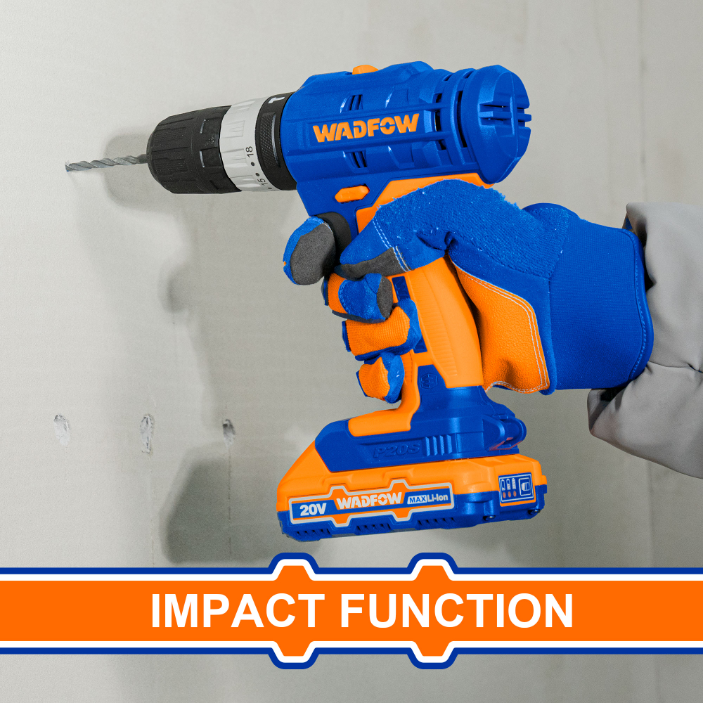 Набор инструмента с шуруповертом WADFOW WDT1B119 119 шт.