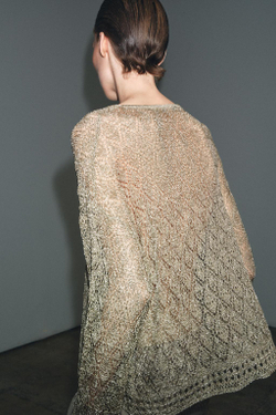 ZARA АЖУРНЫЙ СВИТЕР С МЕТАЛЛИЗИРОВАННОЙ НИТЬЮ, ЗОЛОТОЙ