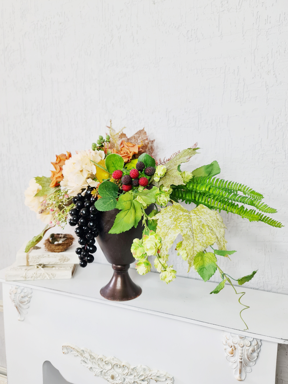 Цветочная композиция в металлическом кашпо "Осень" 46*66 см