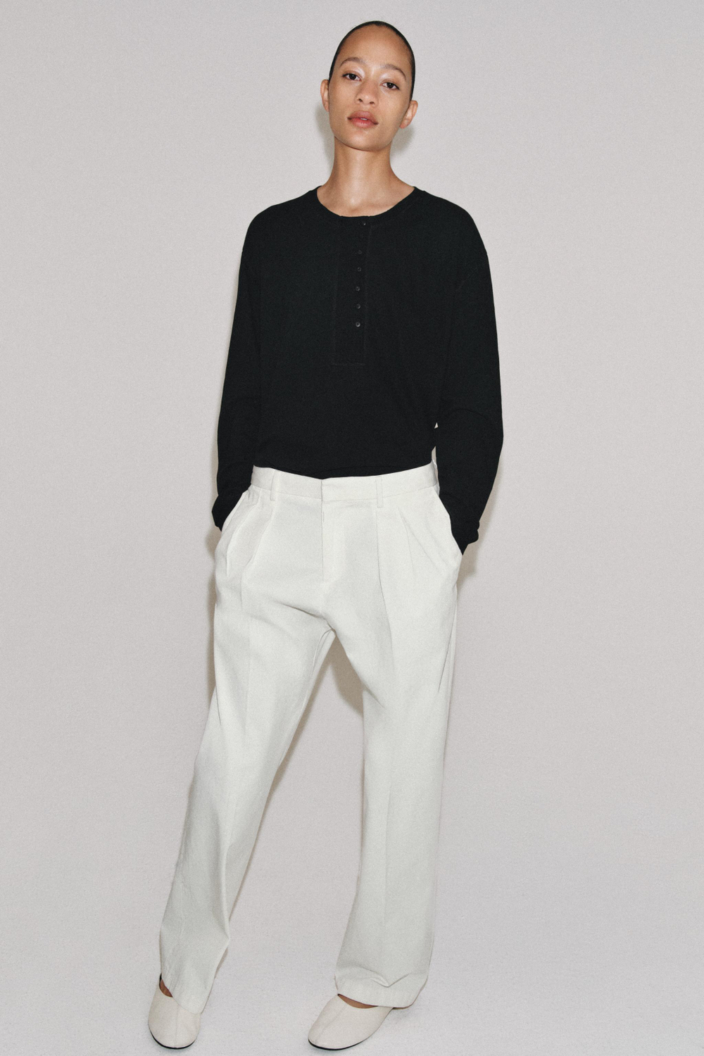 ZARA ЛОНГСЛИВ С ЛЬНЯНОЙ СМЕСЬЮ, ЧЕРНЫЙ