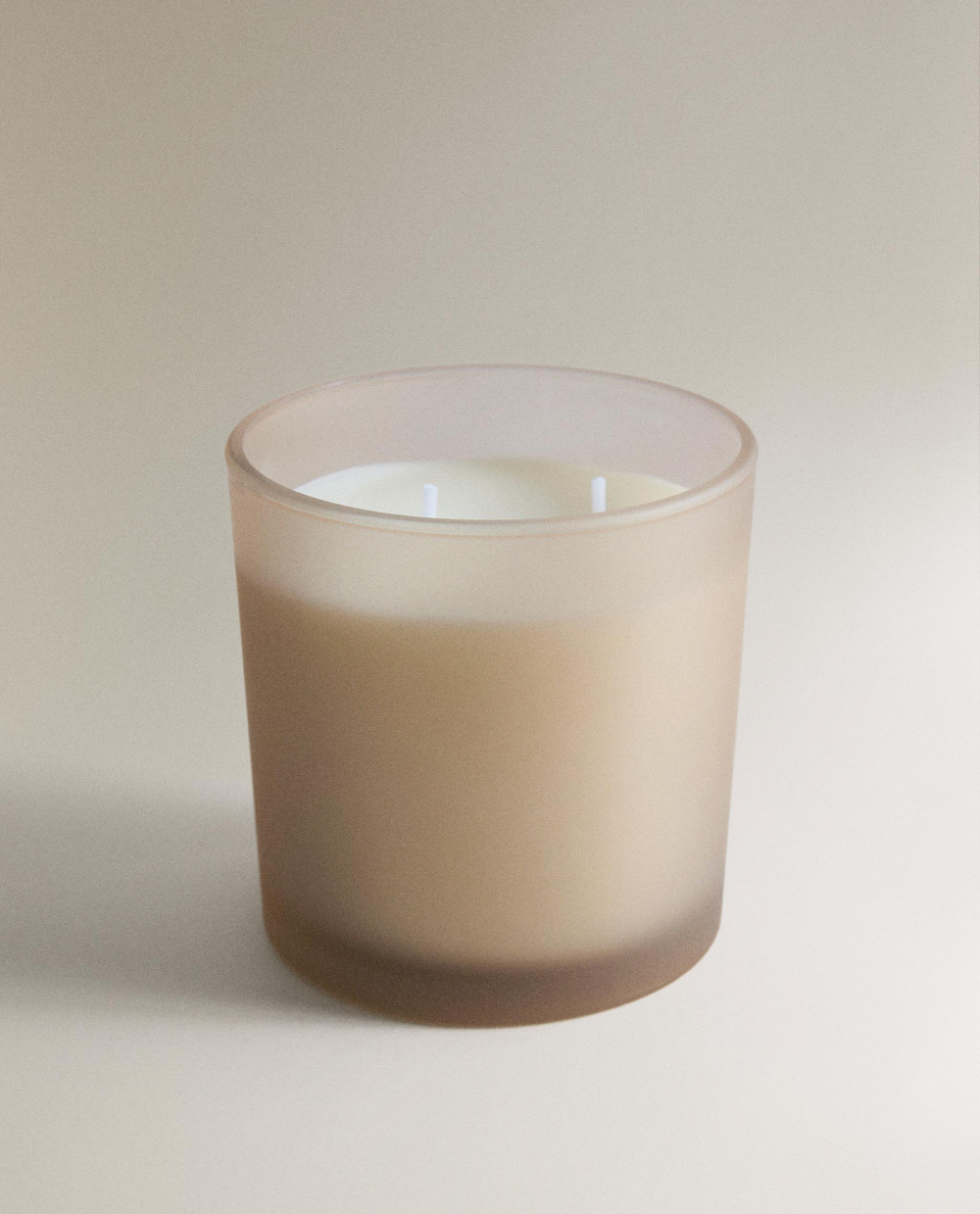 Zara Home Ароматическая свеча Orchid e Lumi re, 350 г, аромат для дома
