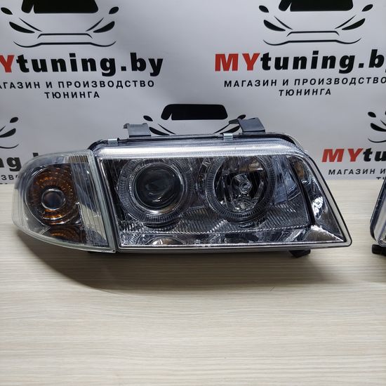 Передние фары Audi A4 B5 angel eyes chrome