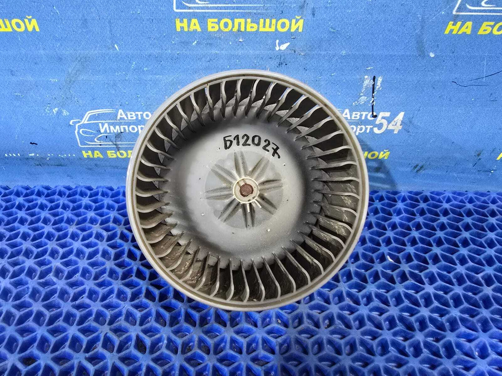 Моторчик печки TOYOTA IST 2002-2007