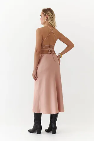 Топ на шнуровке из атласа персикового цвета