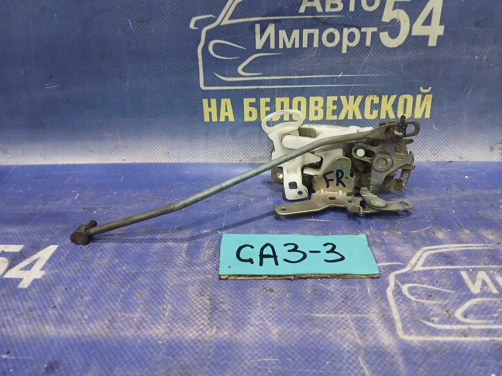 Замок двери передней правой Honda LOGO 1997