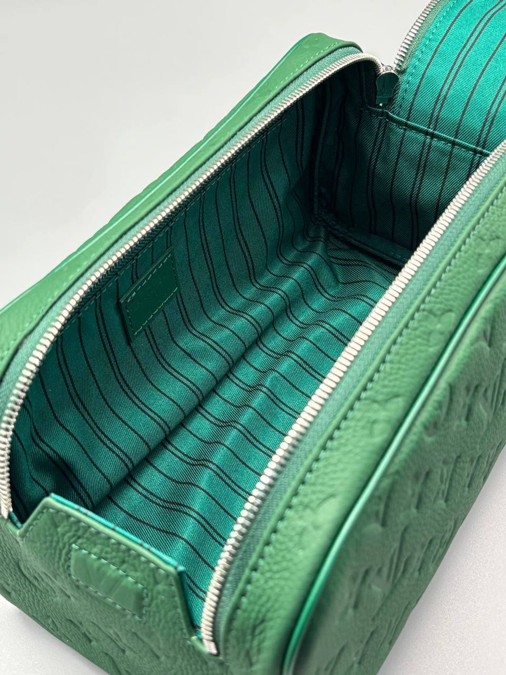 Косметичка Louis Vuitton