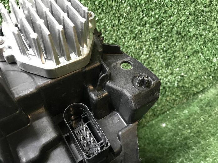 Фара правая Volvo V90 2 (2016-2020) Full LED