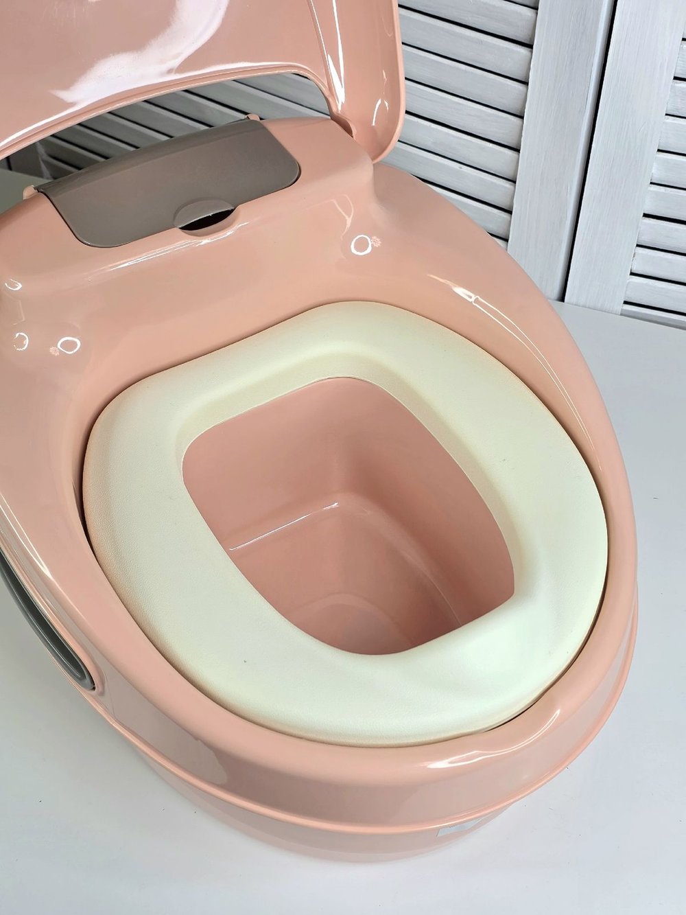 Горшок стульчик детский розовый (202010302-1)