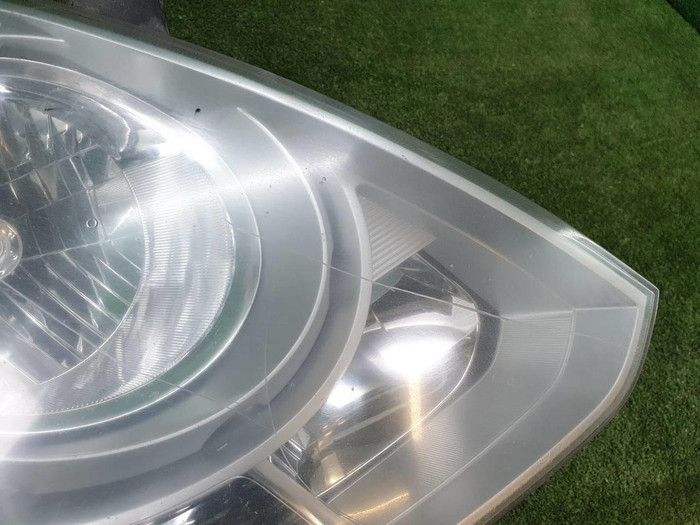 Фара правая Hyundai Grand Starex H1 (2007-2018) галоген