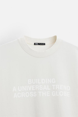 ZARA ТОЛСТОВКА С ЭФФЕКТОМ ПОТЕРТОСТИ С НАДПИСЬЮ, ЖЕЛТОВАТО-БЕЛЫЙ