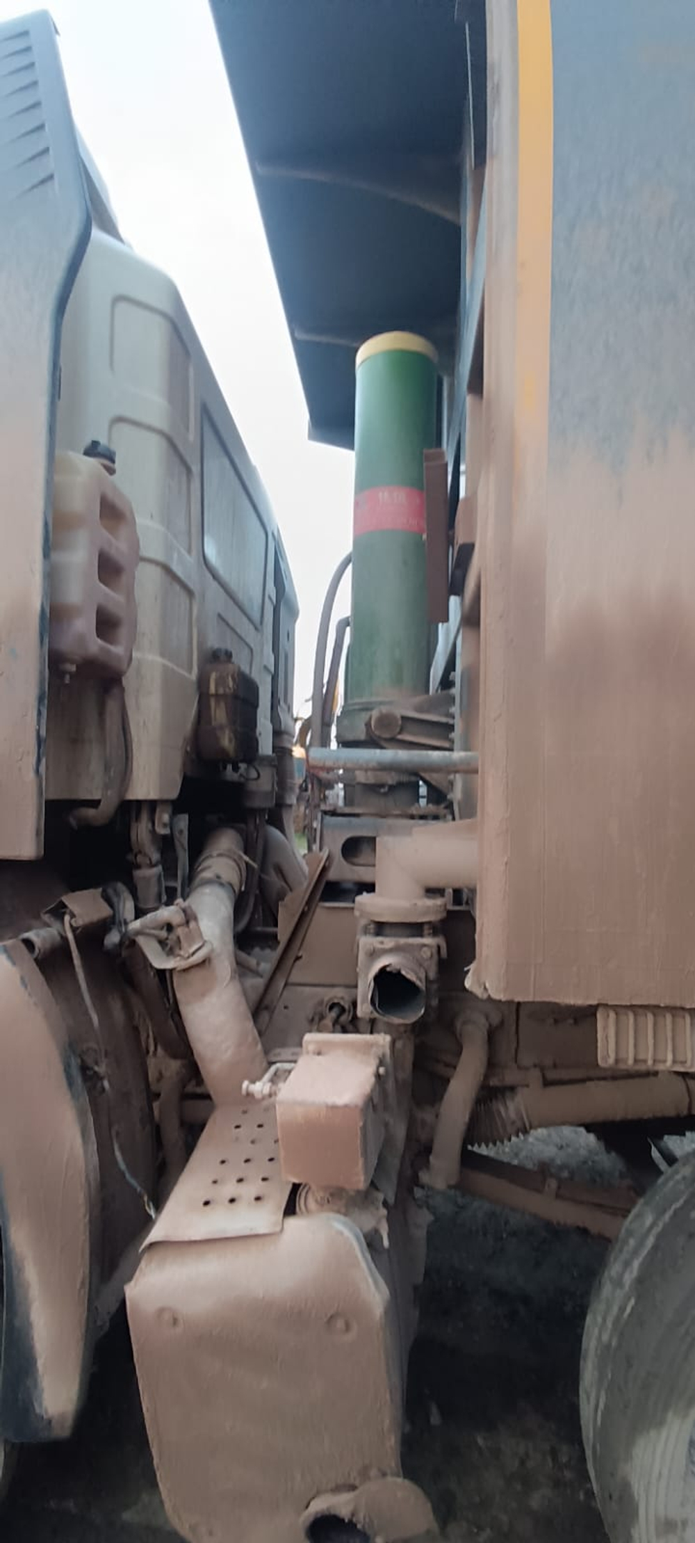 FAW J6 8x4 Самосвал СА3310Р66K24T4E5 (Дизельный, 11,1 л, 420 л.с., МТ)