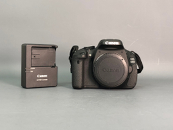 Canon EOS 600D 1.335 кадров