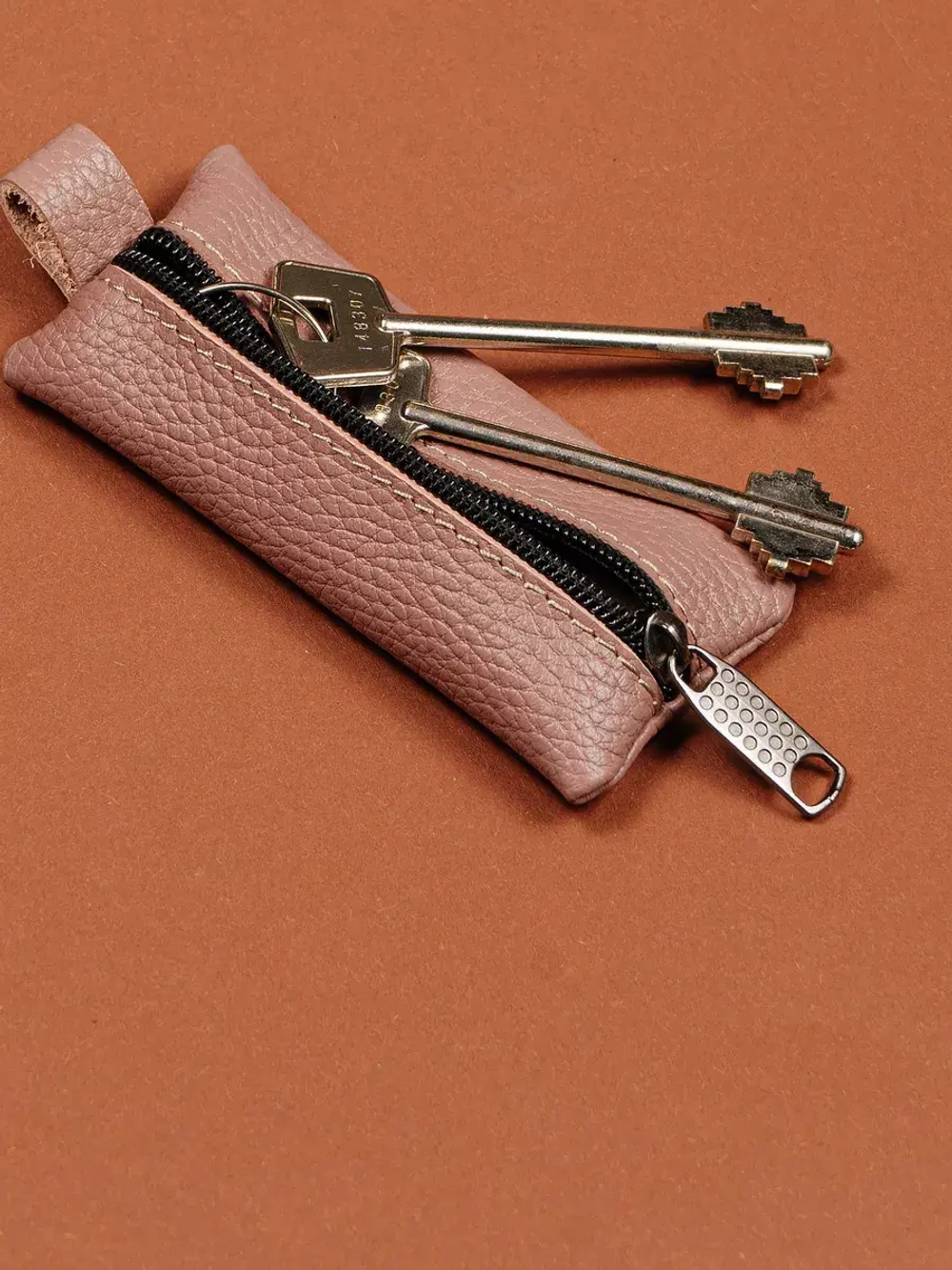 Ключница карманная кожаная