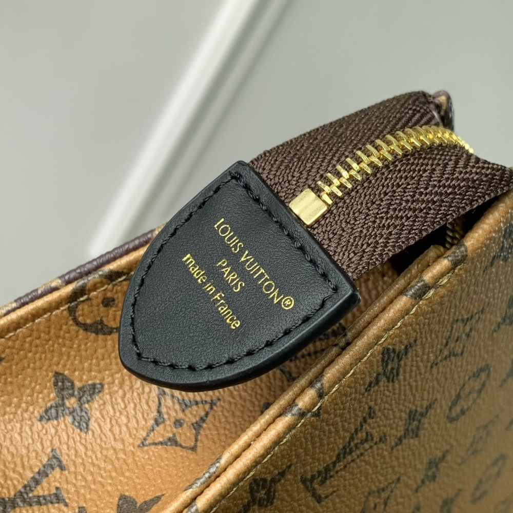 Louis Vuitton Trio Toilet Pouch