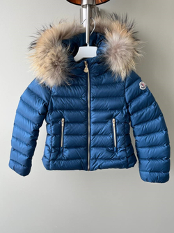 Пуховик Moncler